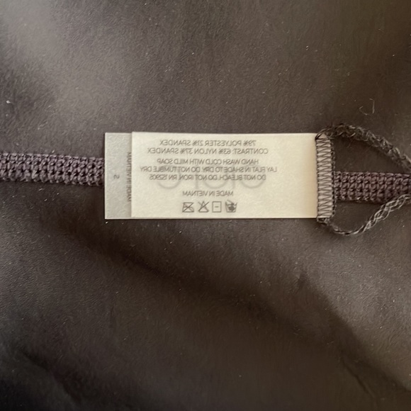 Gigi C Bianca Color Block Bikini Bottom Size Small in Black and White - Picture 8 of 10